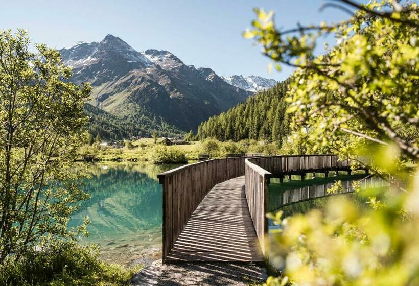 住宿加早餐  Glacier Rock Guesthouse