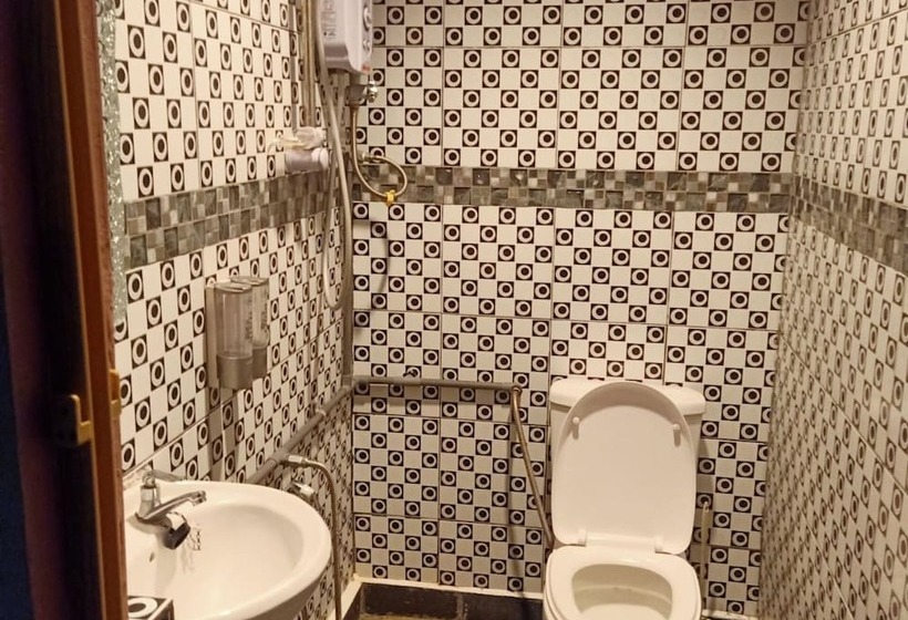 Hôtel Oyo 90426 Kepayan Dnd Stay