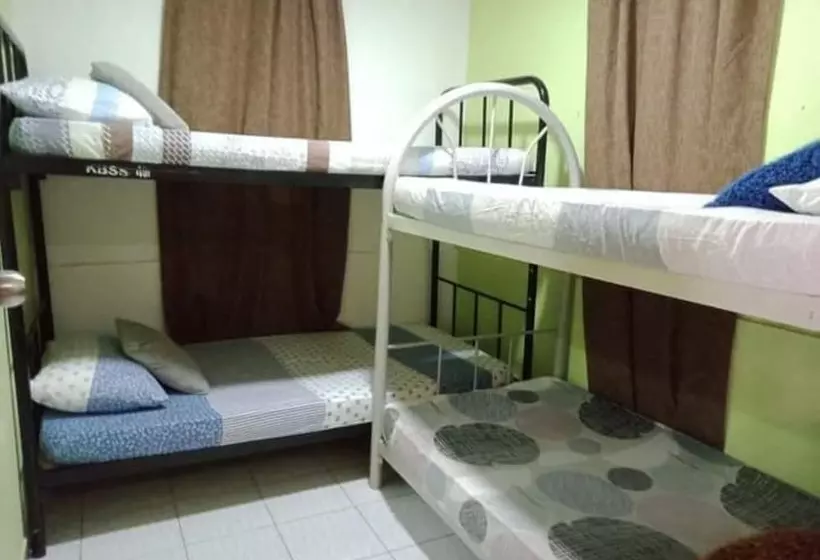 Hotelli Oyo 90426 Kepayan Dnd Stay