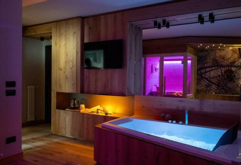 بنسيون Teverone Suites & Wellness