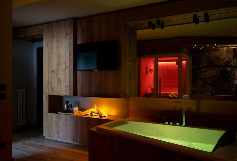 بنسيون Teverone Suites & Wellness