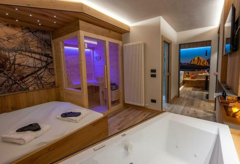 بنسيون Teverone Suites & Wellness