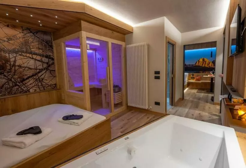 ペンション Teverone Suites & Wellness