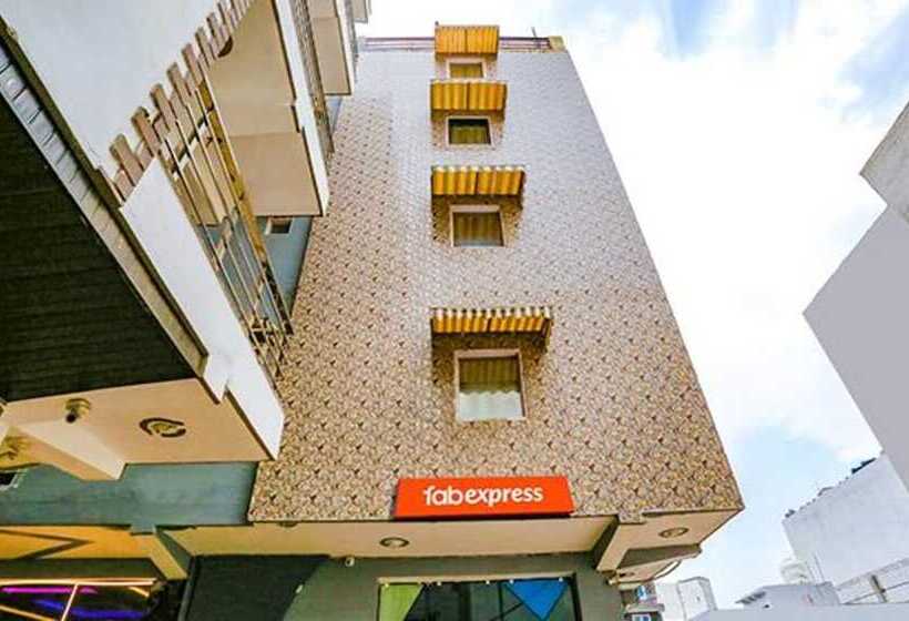 هتل Fabexpress Mirage Near Igi Airport New Delhi