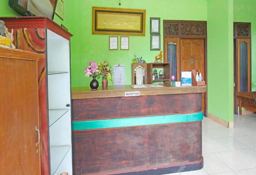 پانسیون Ayodya Guest House