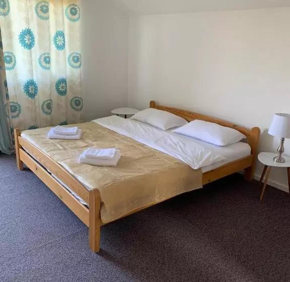 Majatalo Casa Britonia