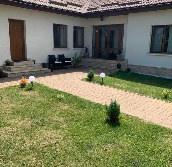 Majatalo Casa Britonia