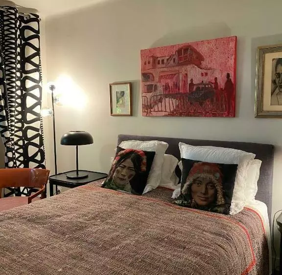 Majatalo Un Verger Dans La Ville