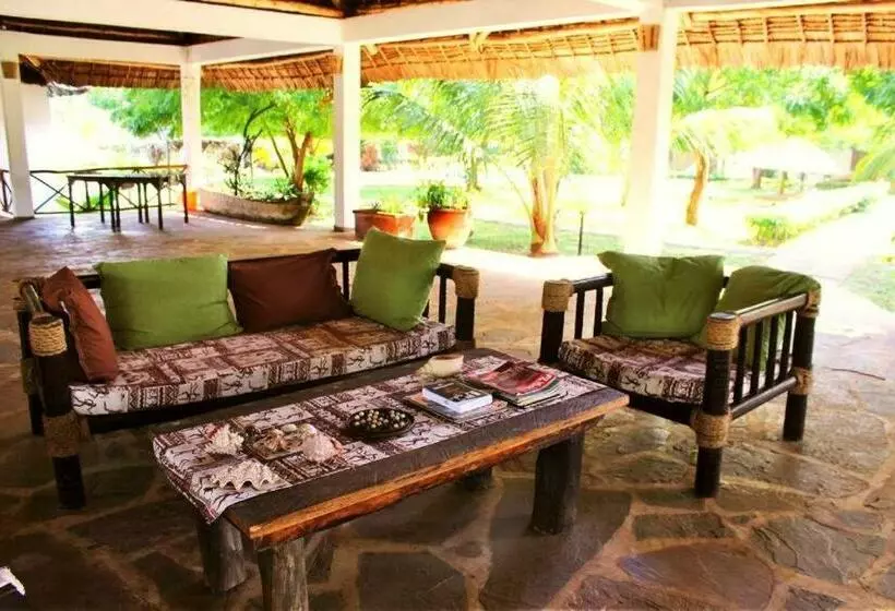 تختخواب و صبحانه Watamu Eco Villas