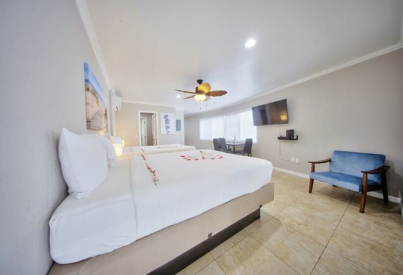 فندق Surf & Sand