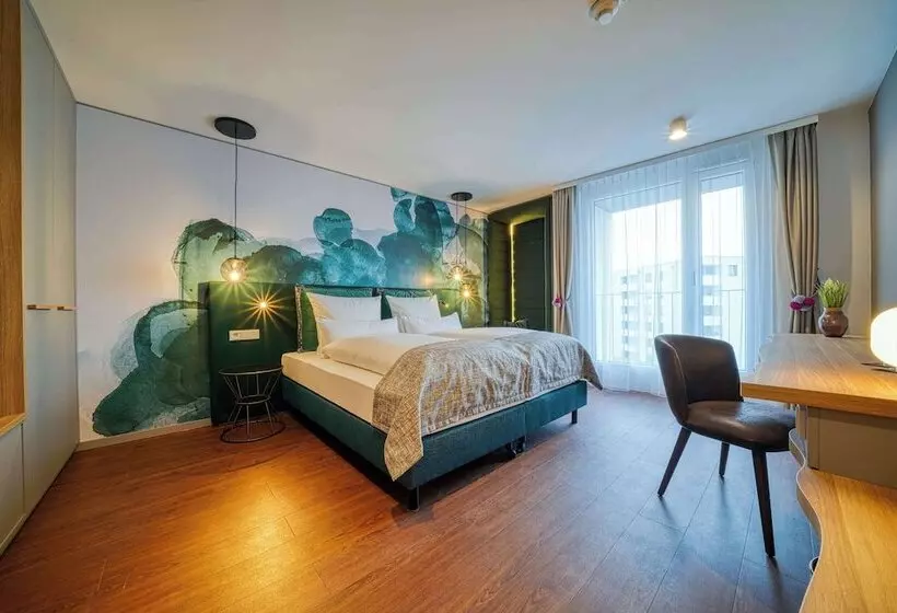 ホテル Vienna House Easy by Wyndham Freiburg City