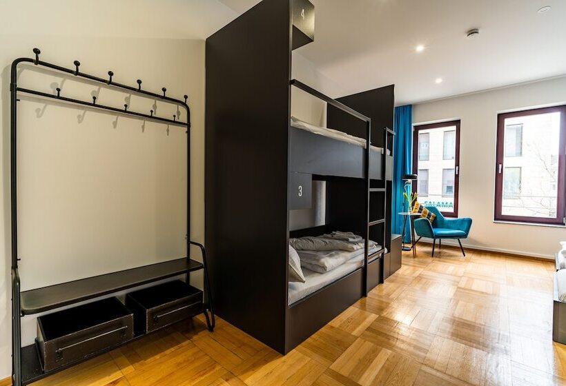 Hospedaria Henriettas Sleeping