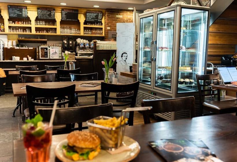 Hospedaria Henriettas Sleeping