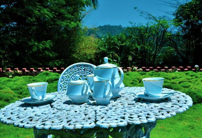 צימר Niraamaya Blue Mountain Chikmagalur