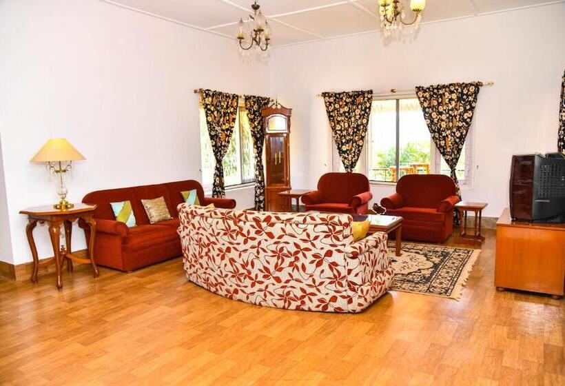 צימר Niraamaya Blue Mountain Chikmagalur