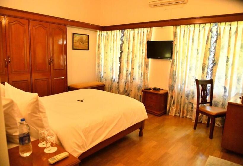 צימר Niraamaya Blue Mountain Chikmagalur