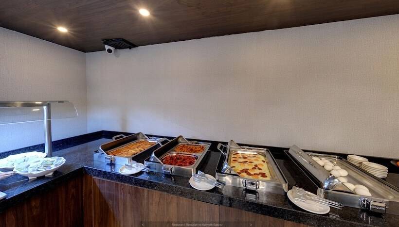 ホテル Leo Suites