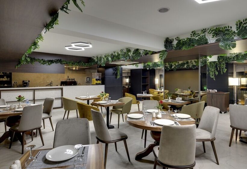 ホテル Leo Suites