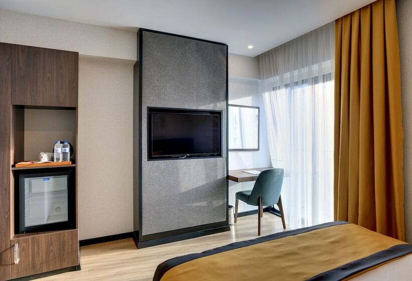 ホテル Leo Suites