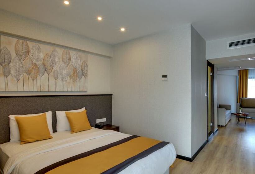 ホテル Leo Suites