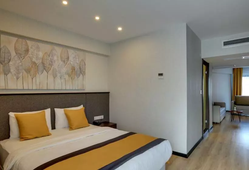 ホテル Leo Suites