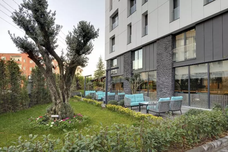 ホテル Leo Suites