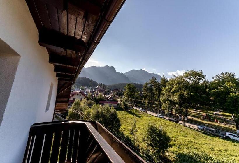 Suru Hotel & Restaurant