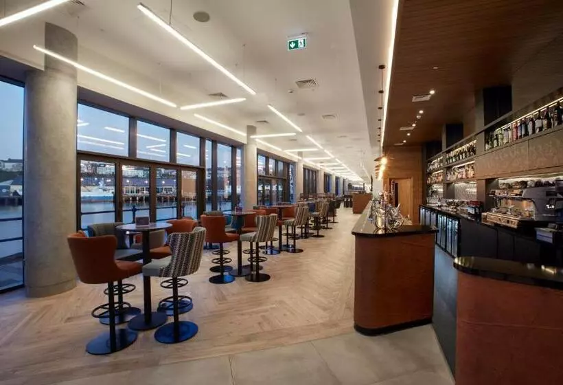 Hotelli Tŷ Milford Waterfront