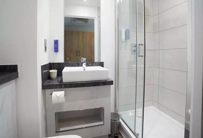 Hotelli Tŷ Milford Waterfront