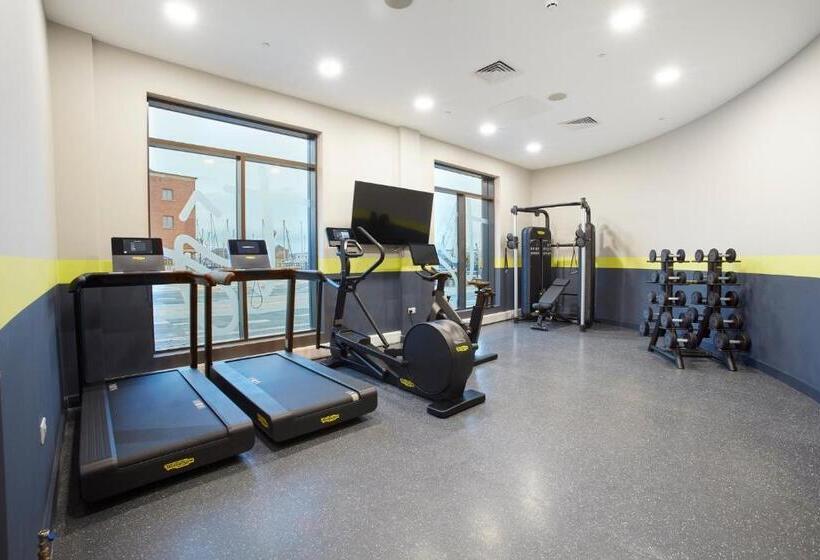 ホテル Tŷ Milford Waterfront