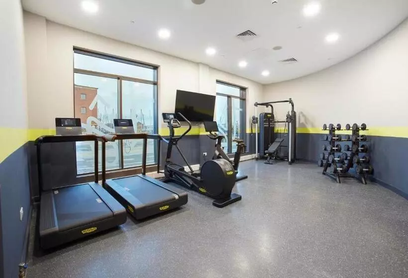 Hotelli Tŷ Milford Waterfront