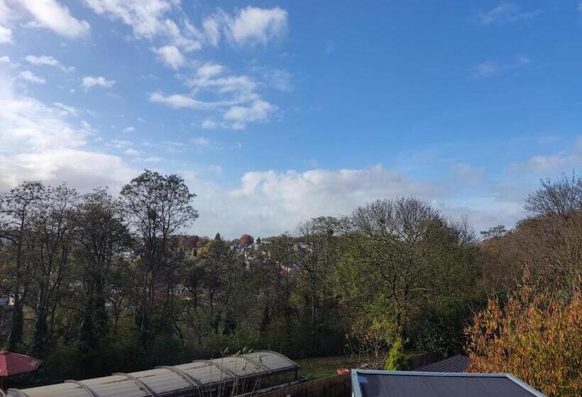 پانسیون Studio Citadelle Chambres Avec Salle De Bain Indépendantes Et Cuisine Partagée