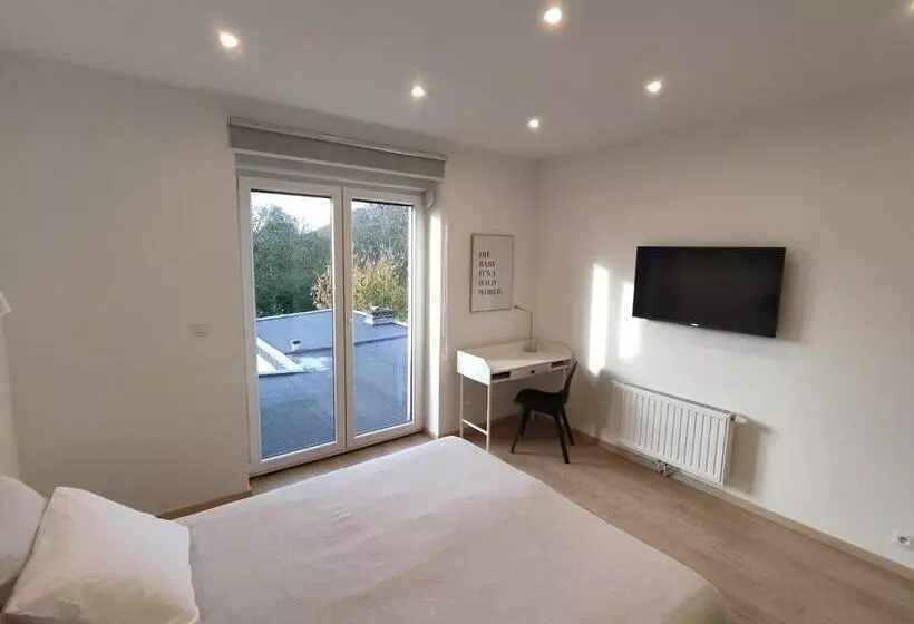 پانسیون Studio Citadelle Chambres Avec Salle De Bain Indépendantes Et Cuisine Partagée