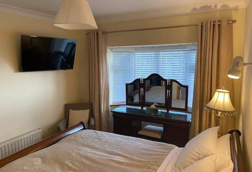 پانسیون Woodhaven Manor H91rc9d