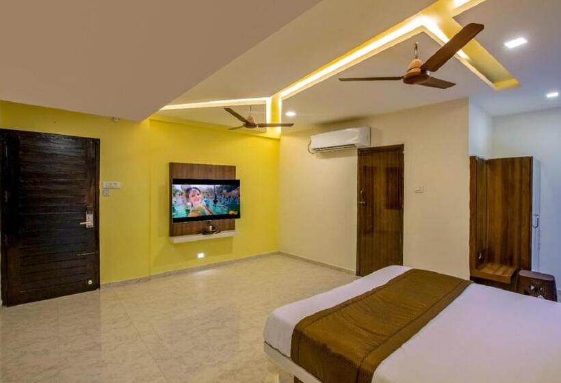 בית מלון כפרי Ivy Residency