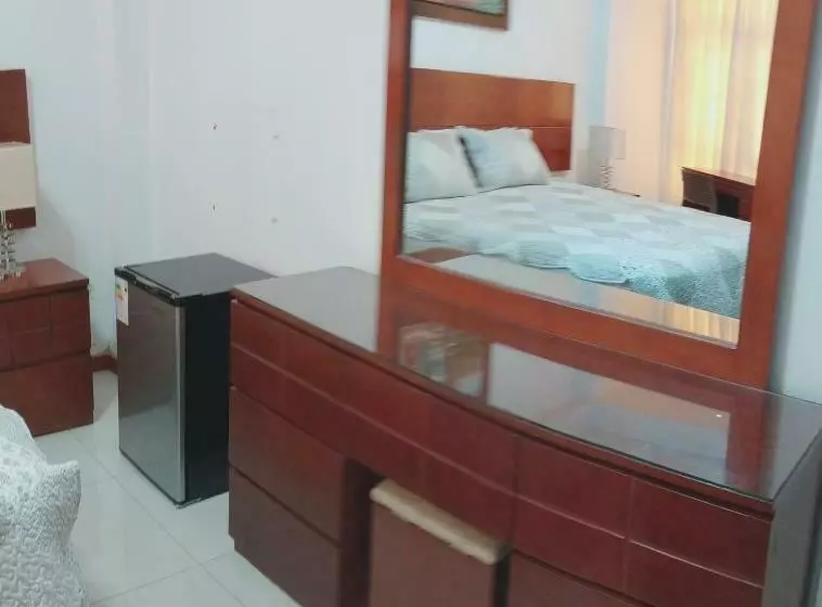 Deluxe Hotel Talara   A 5 Minutos Del Aeropuerto Y Plaza De Armas