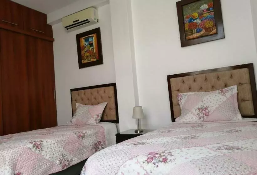 Deluxe Hotel Talara   A 5 Minutos Del Aeropuerto Y Plaza De Armas