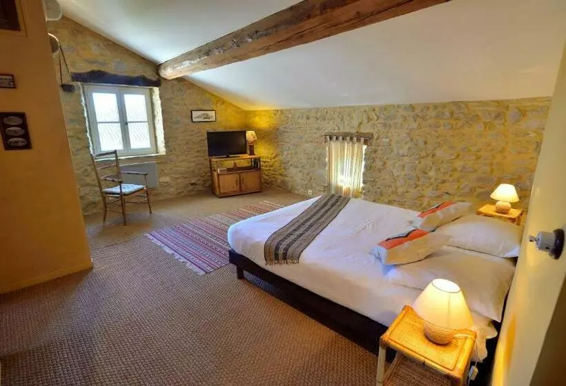 Aamiaismajoitus (B&B) Le Village Hôtes