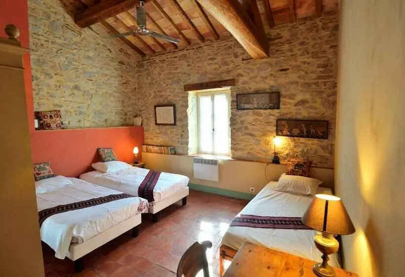 Aamiaismajoitus (B&B) Le Village Hôtes