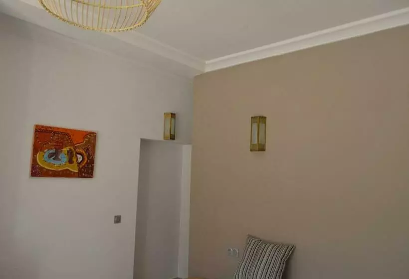 Hotelli Adazen Ecolodge