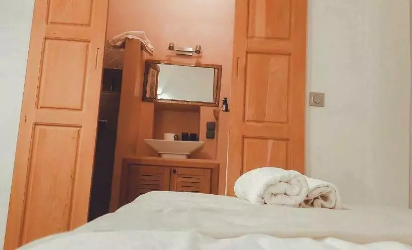 Hotelli Adazen Ecolodge