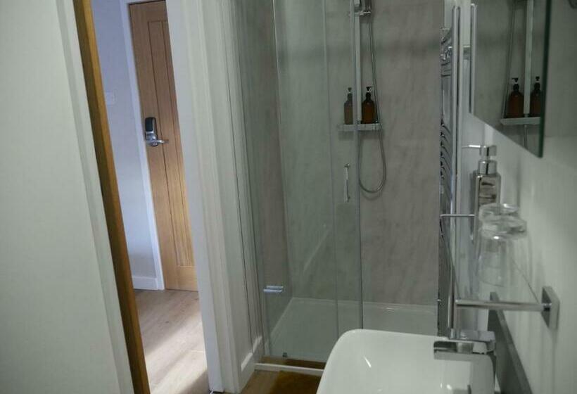 ホテル The Fox And Hounds