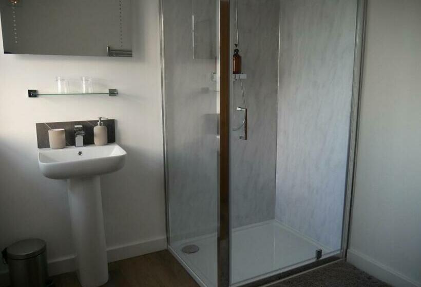 ホテル The Fox And Hounds