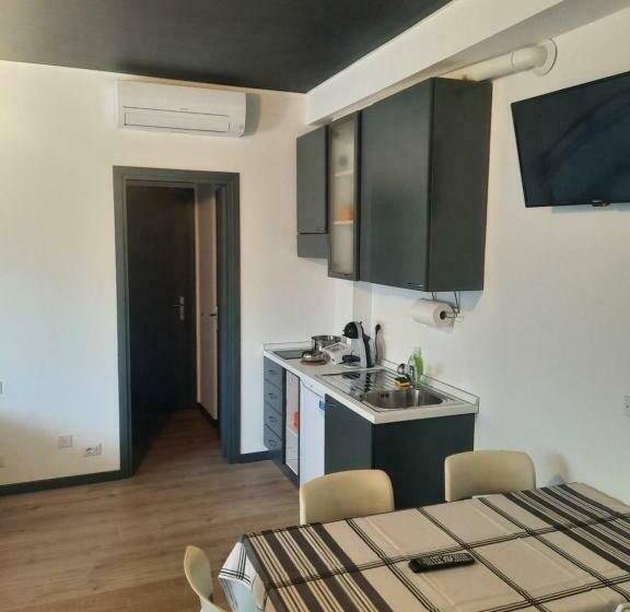 膳宿费 Casa Leonardo Airport