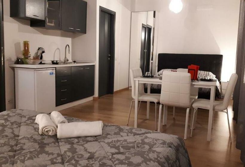 膳宿费 Casa Leonardo Airport