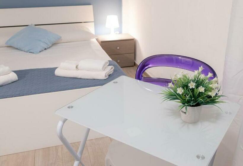 פנסיון Nanã Rooms