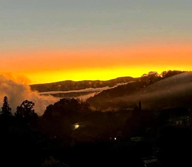 Pensió Serenity Views