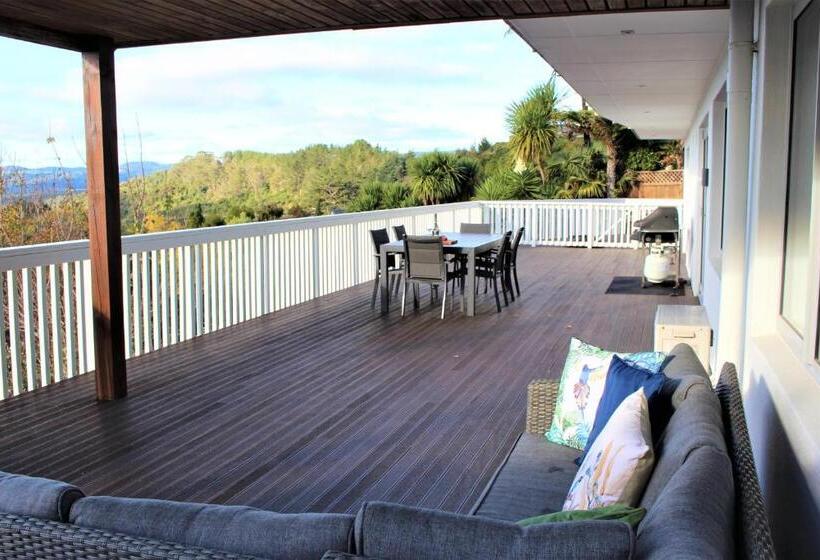 Pensió Serenity Views