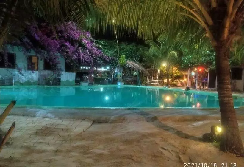 Lomakeskus Oasis Phuket Airport