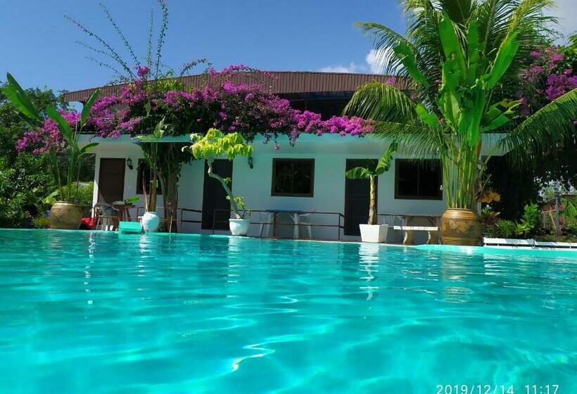 منتجع Oasis Phuket Airport